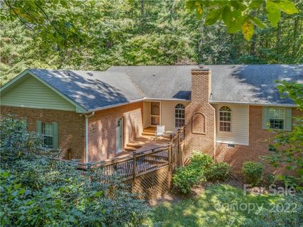 203 Thistledown Court sold home in Hunters Glen, Hendersonville, NC