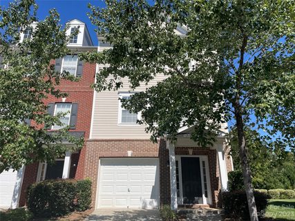 9768 Walkers Glen Drive