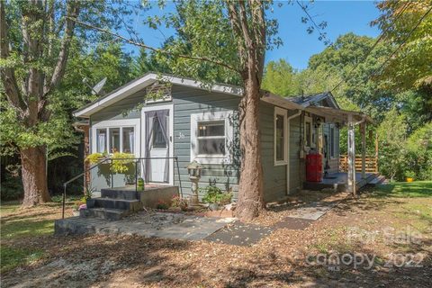 36 Loomis Avenue