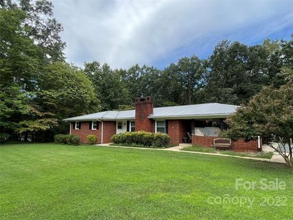 245 Fox Den Road sold home in Holly Hills, Troy, NC