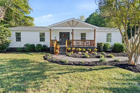 2208 Woodcrest Drive sold home in Woodcrest, Kannapolis, NC