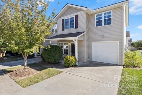 77 Yorktown Circle