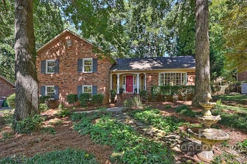 2225 Huntingtowne Farms Lane