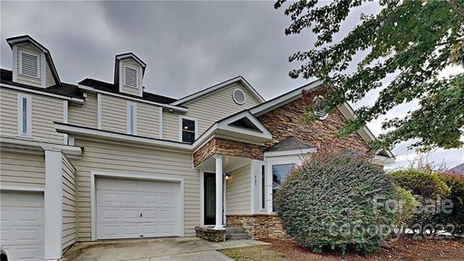 435 Windsor Gate Drive sold townhome in Palmetto Traces, Fort Mill, SC