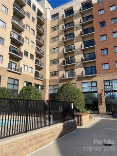 715 Church Street 304