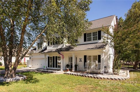 3328 Garrett Drive
