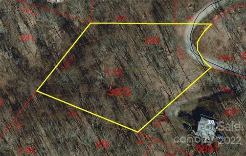 00 Staymon Road active home in Apple Creek Acres, Waynesville, NC
