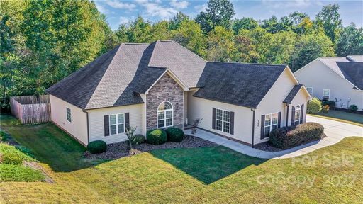 269 Hillsborough Lane sold home in Stoneridge Lakes, Rock Hill, SC