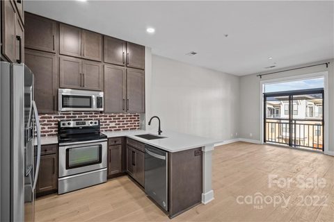 3279 Noda Boulevard