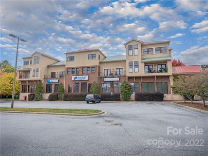 475 S Church Street G sold condo in Beacon Commons, Hendersonville, NC