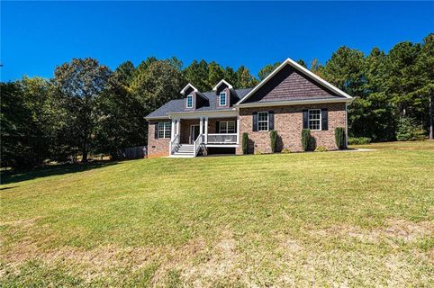 7680 Church Road sold home in Windsor Point, Taylorsville, NC