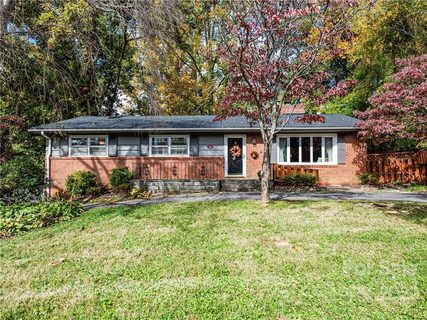 34 Alpine Way