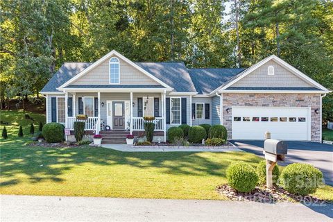 67 Plato Place sold home in Springfield, Etowah, NC