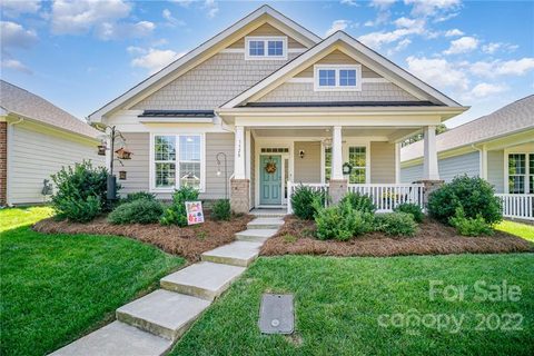 1328 Assembly Street