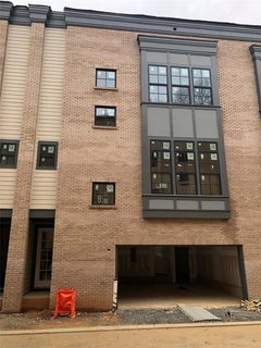 832 Madison Glen Lane sold townhome in Glenn Abbey, Charlotte, NC
