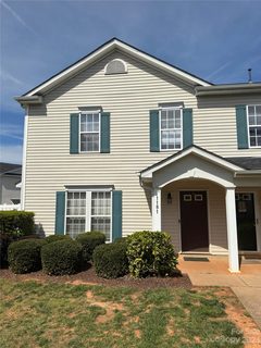 1181 Triece Lane