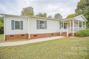 5995 Lake Wylie Road sold home in Clover, SC