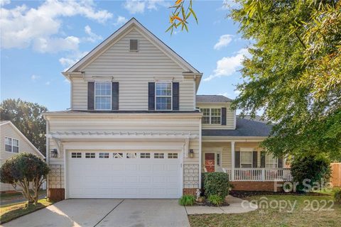 12213 Shadow Ridge Lane sold home in Hunters Ridge At The Crsg, Charlotte, NC