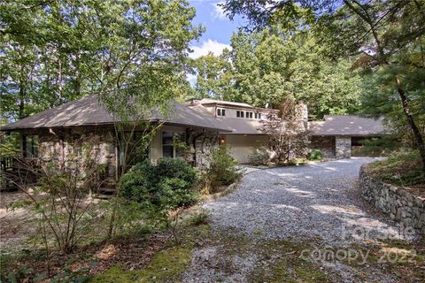 522 Stonebridge Drive sold home in Stonebridge, Hendersonville, NC