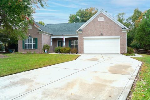5912 Pecan Valley Court