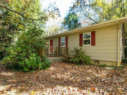 16 Parker Road sold home in Sayles Village, Asheville, NC