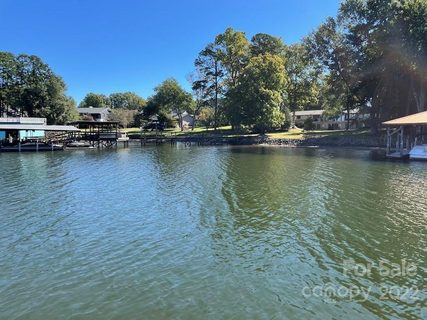 15916 Henry Lane sold home in Tranquil Cove, Huntersville, NC