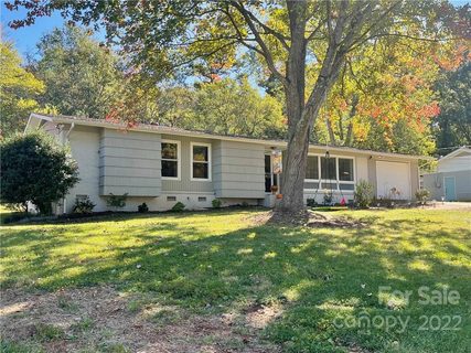3140 7th Street Drive sold home in Hidden Valley, Hickory, NC