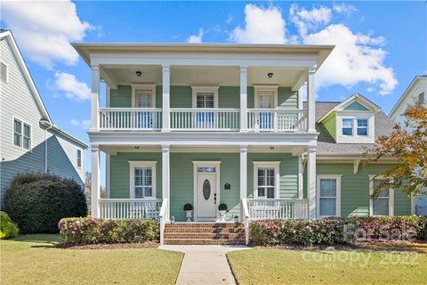 6054 Daphne Circle