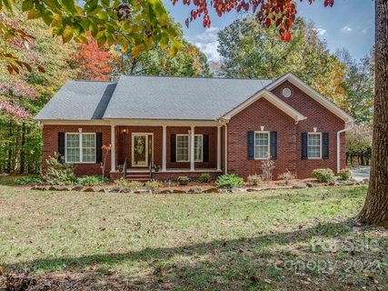 3421 Waxhaw Indian Trail Road sold home in Waxhaw Meadows, Waxhaw, NC
