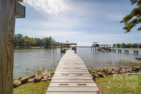 Previously sold for $625,000