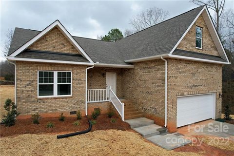 3660 Maple Brook Drive
