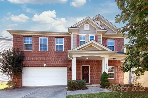 12825 Lake Erie Lane