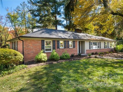 8 Bevlyn Drive