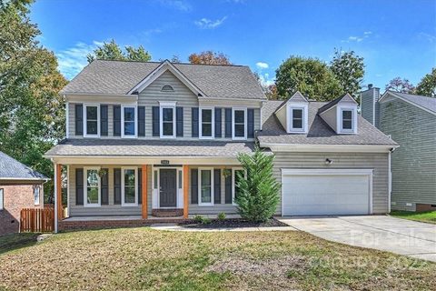 1513 Candlewyck Court
