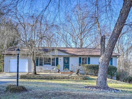 41 Laurel Way sold home in Laurel Forest, Horse Shoe, NC