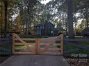 3001 Fairforest Drive 2 sold home in Matthews, SC