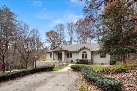 15 Sweetwater Oaks Drive sold home in Sweetwater Oaks, Fletcher, NC