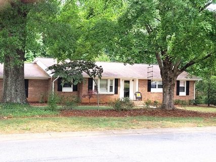 706 Fieldstone Road