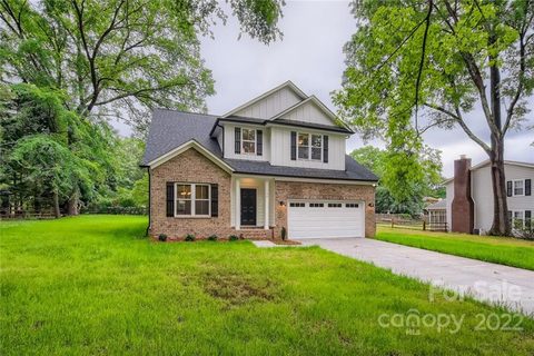 Lot 1 Charter Court sold home in Winecoff Hills, Concord, NC