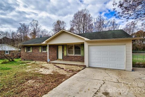 2261 Brookwood Road sold home in Brookwood Acres, Lincolnton, NC