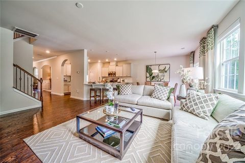 230 Abersham Drive 323