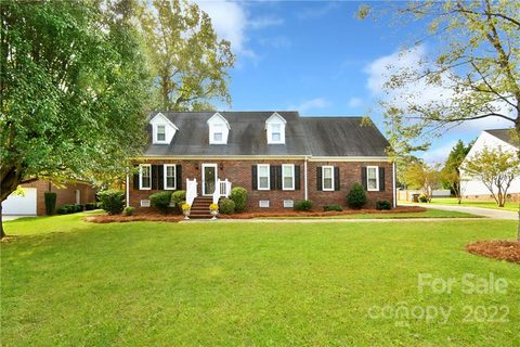 621 Peace Haven Road sold home in Dakota Woods, Kannapolis, NC