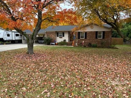 Previously sold for $324,900