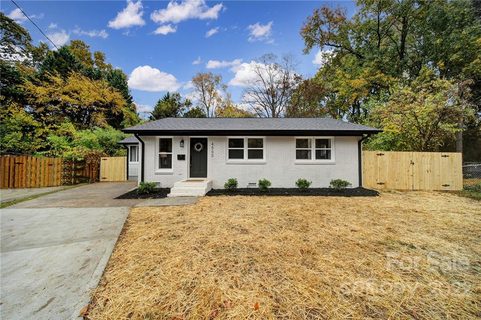 4000 Dawnview Place