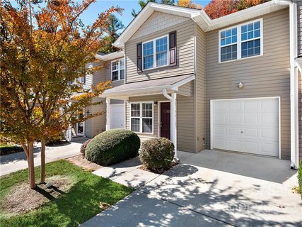 222 Farington Circle