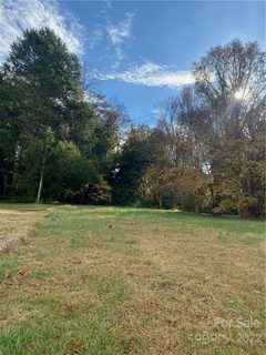 813 S Caldwell Avenue sold home in Lincoln Heights, Newton, NC