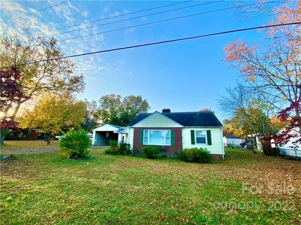 227 Dunham Avenue sold home in Oak Ridge, Salisbury, NC