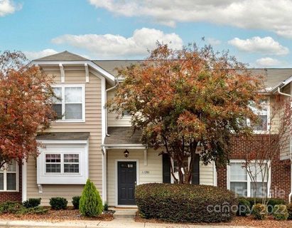 1120 Sienna Sand Way