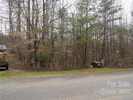 1871 Lynmore Drive sold home in White Dove Estates, Sherrills Ford, NC