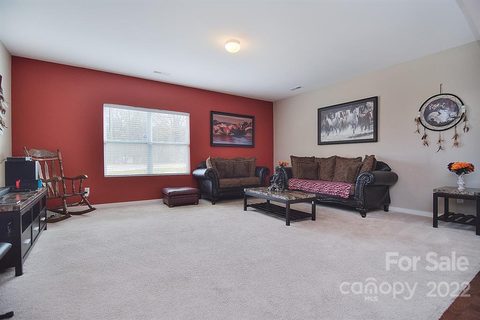 930 Corvus Court